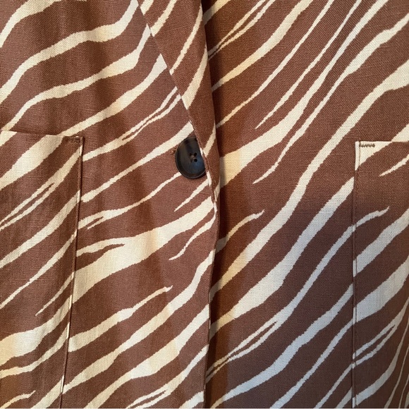 A New Day Relaxed Fit Blazer - Picture 5 of 12